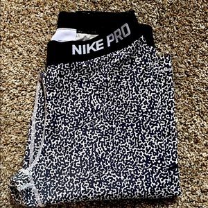 Nike Pro athletic leggings.